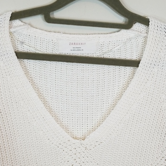 Zara Knit White V-neck Long Sweater - Picture 4 of 5